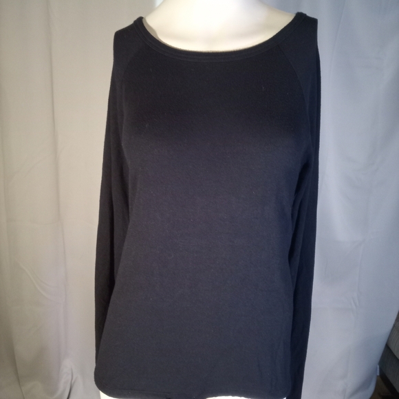 Lord & Taylor Tops - Lord & Taylor Black Fitted Long Sleeve Blouse